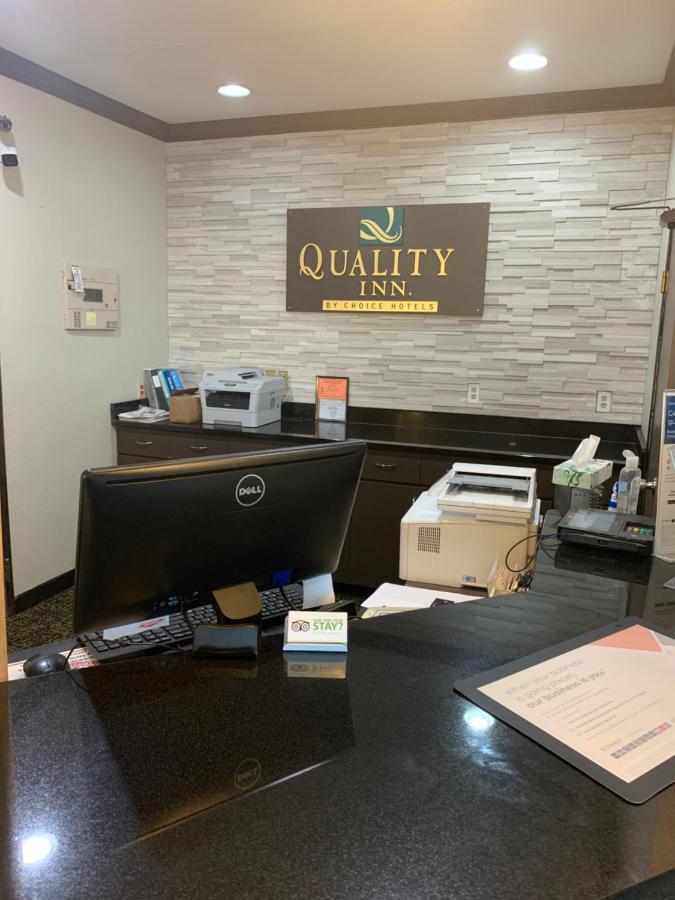 Quality Inn Near I-72 And Hwy 51 Forsyth Buitenkant foto