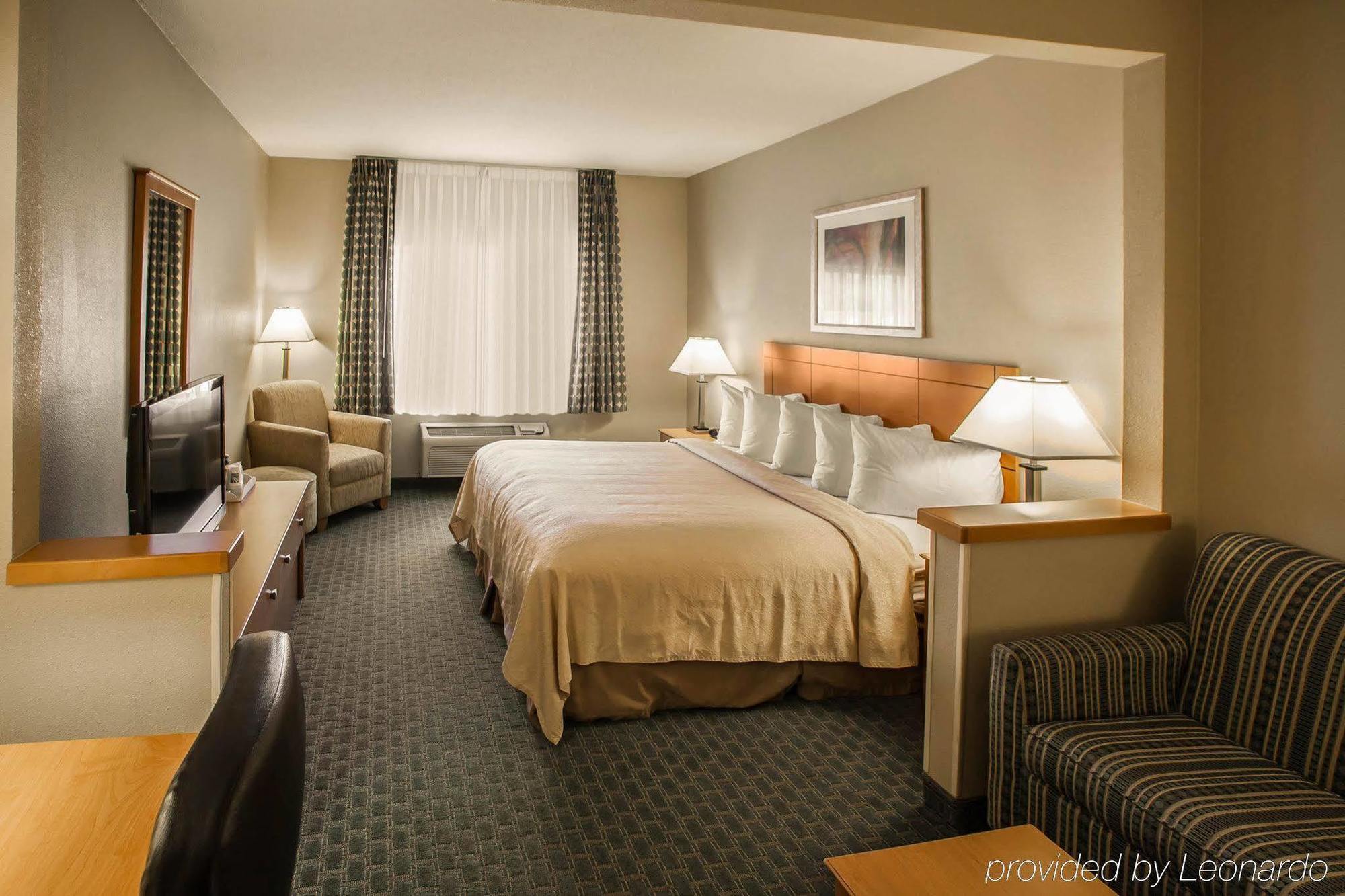 Quality Inn Near I-72 And Hwy 51 Forsyth Buitenkant foto
