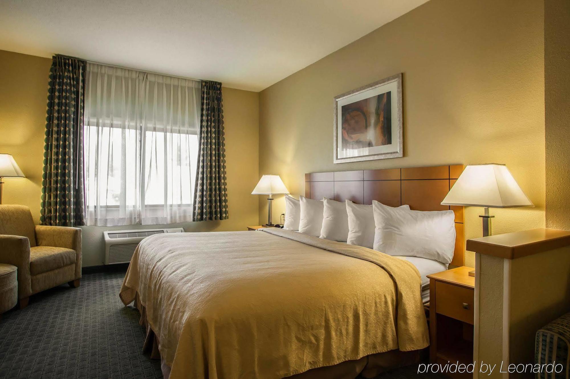 Quality Inn Near I-72 And Hwy 51 Forsyth Buitenkant foto